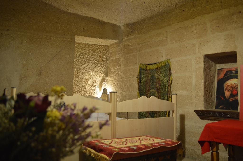 Stay In Peace Cave Hostel Гореме Экстерьер фото